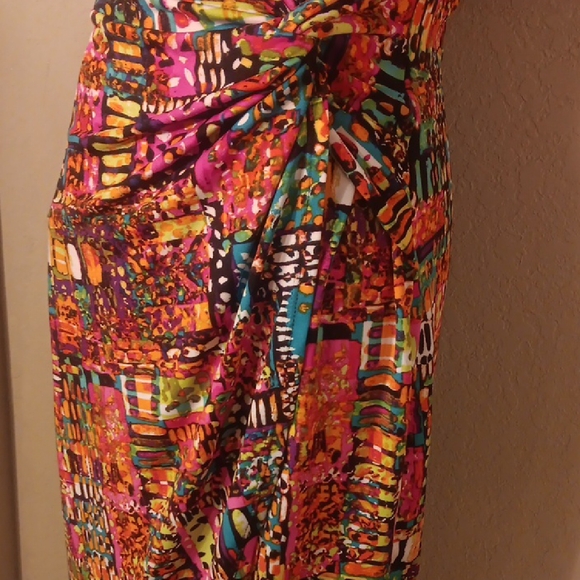 JFW Vibrant Colorful Abstract Print Midi Dress - Picture 5 of 10
